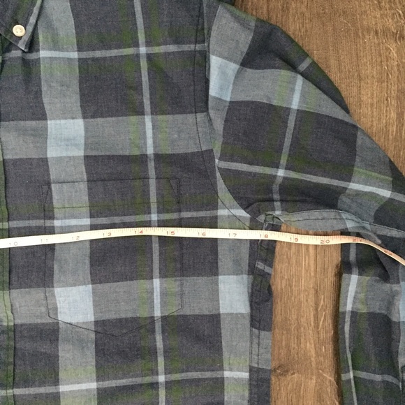 J. CREW - long sleeve button-down shirt - Sz XS - Picture 6 of 7